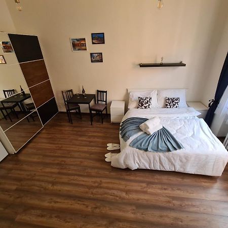 Appartement Svetly Prostorny Byt V Karline à Prague Extérieur photo